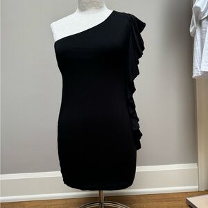 Ella Moss Black One-Shoulder Tunic with Ruffle